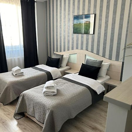 H-T-L Apartamenty Junior Nowa Sol Εξωτερικό φωτογραφία