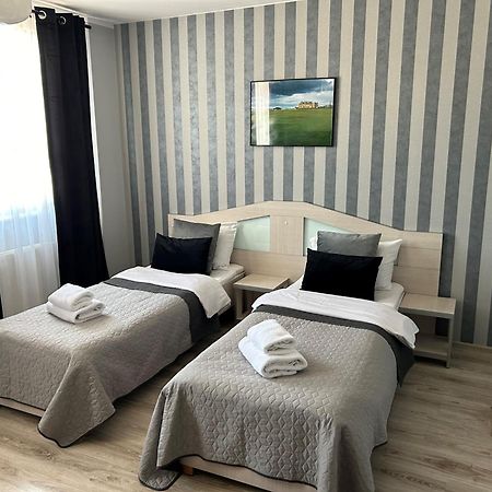 H-T-L Apartamenty Junior Nowa Sol Εξωτερικό φωτογραφία
