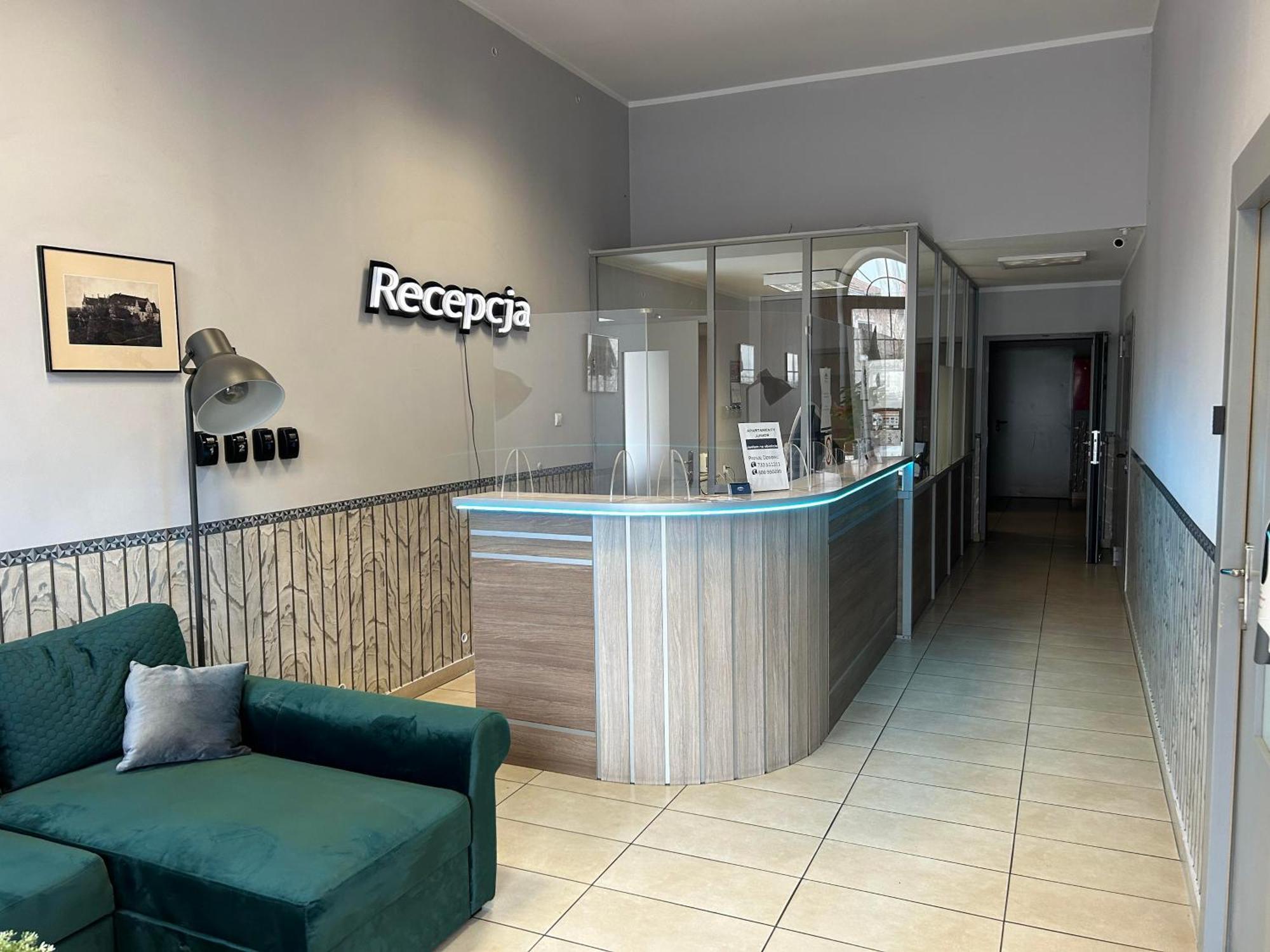 H-T-L Apartamenty Junior Nowa Sol Εξωτερικό φωτογραφία