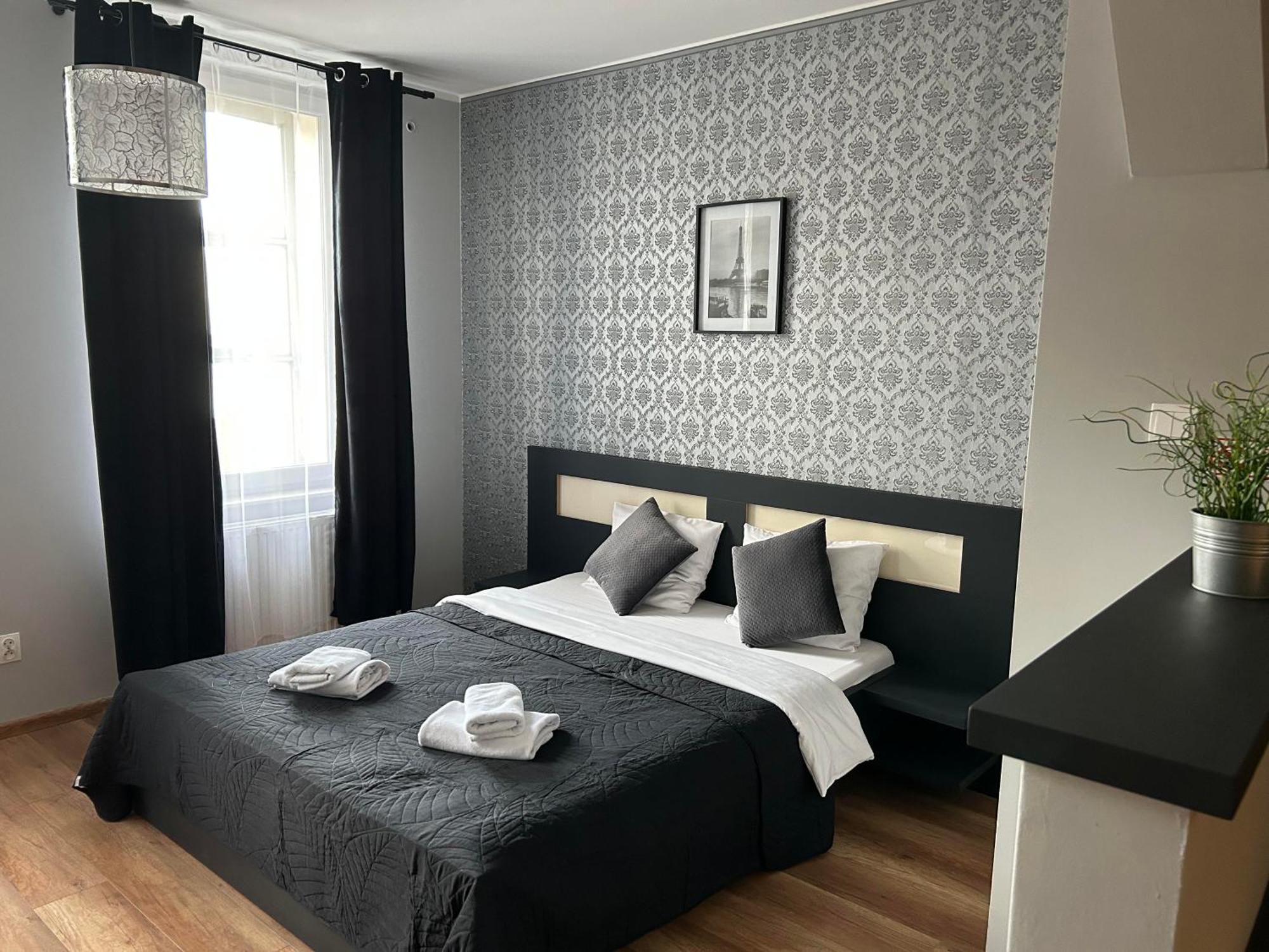 H-T-L Apartamenty Junior Nowa Sol Εξωτερικό φωτογραφία