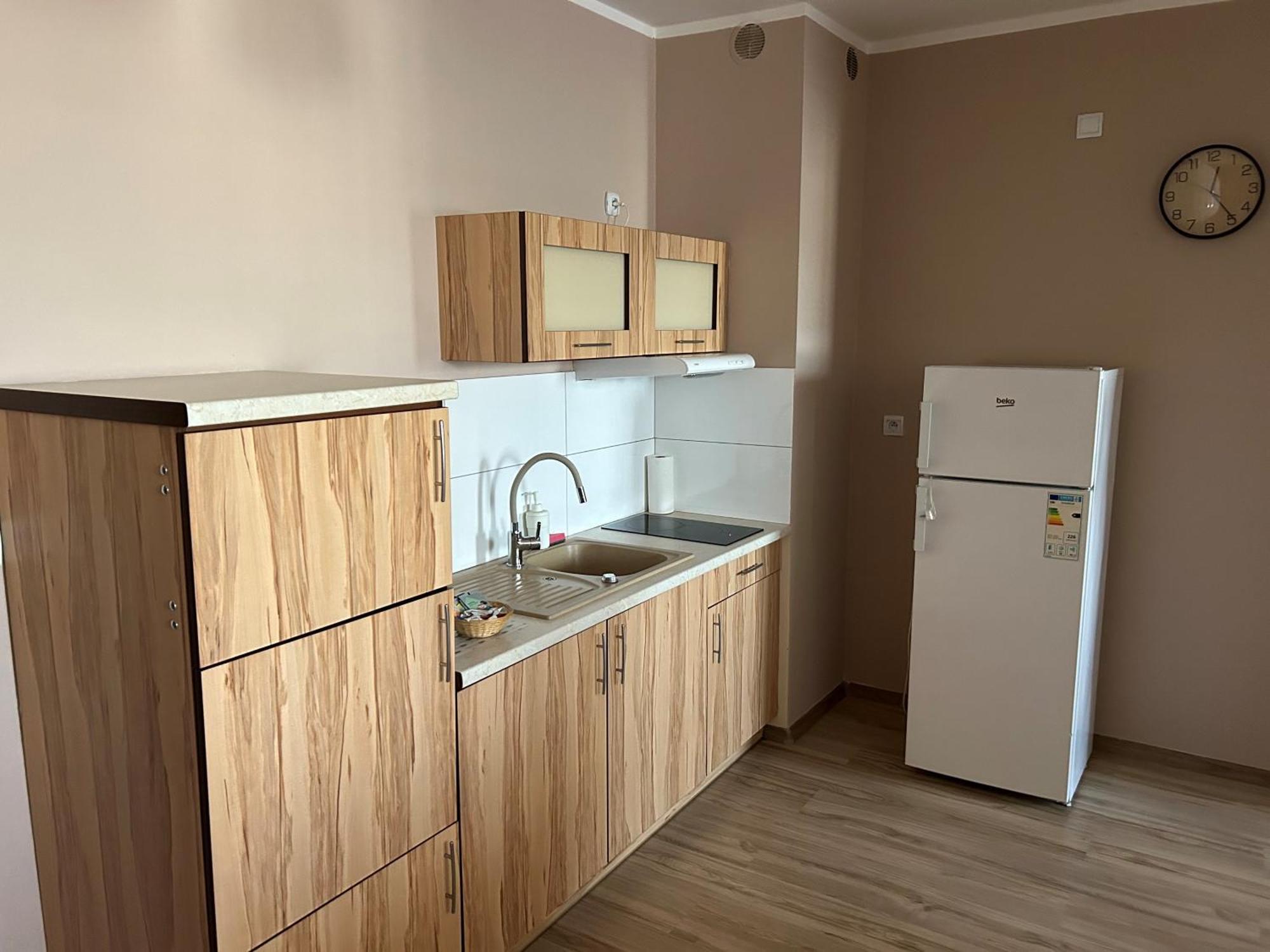 H-T-L Apartamenty Junior Nowa Sol Εξωτερικό φωτογραφία