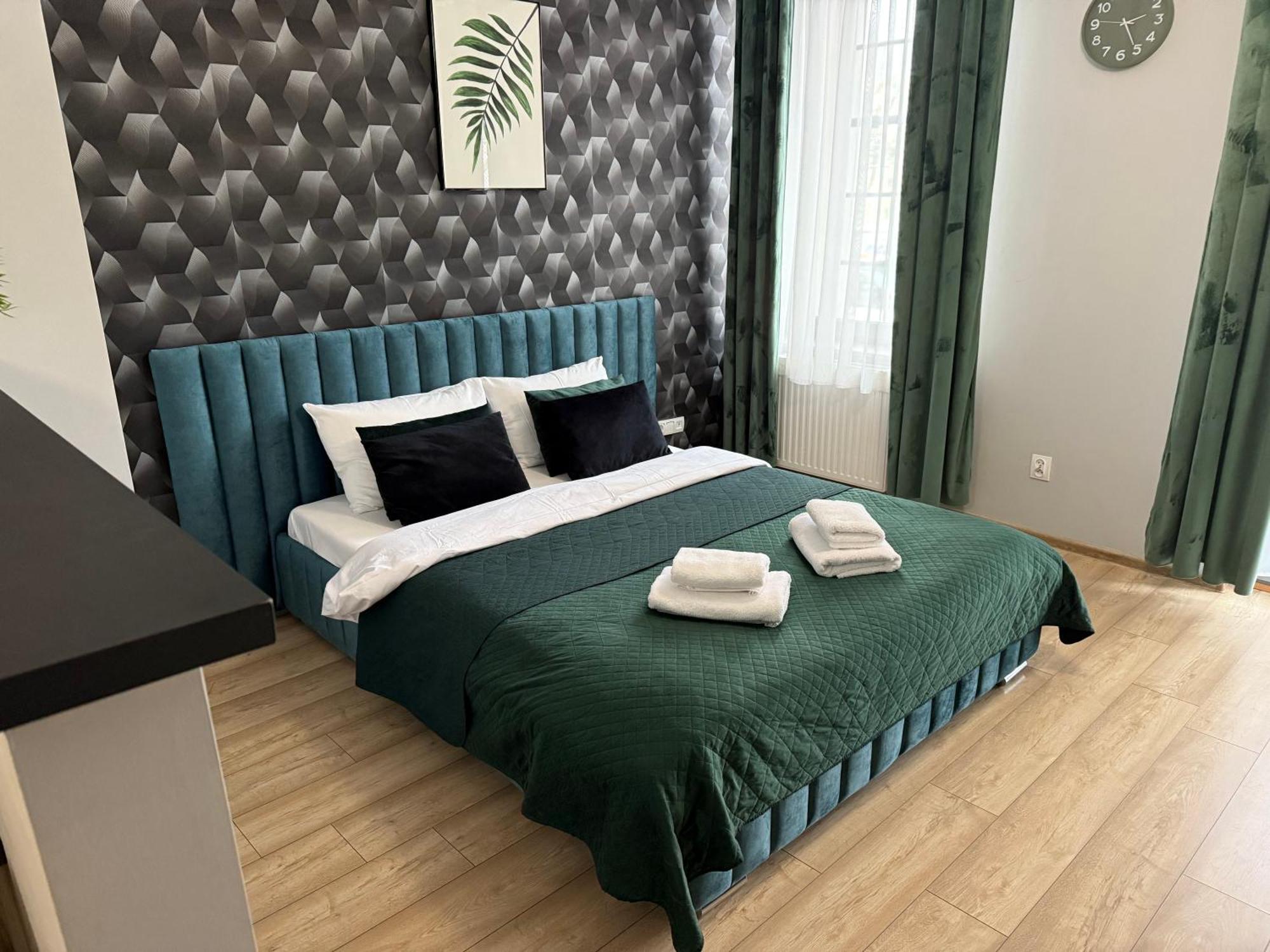H-T-L Apartamenty Junior Nowa Sol Εξωτερικό φωτογραφία